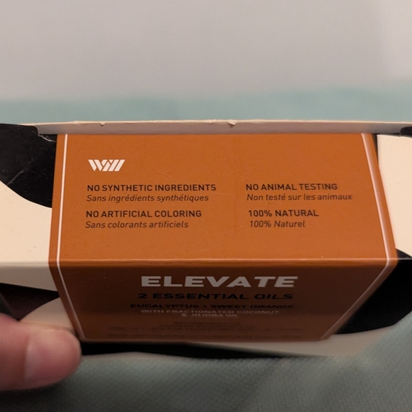 Elevate Essential Oils Set - Eucalyptus and Sweet Orange - Picture 3 of 4